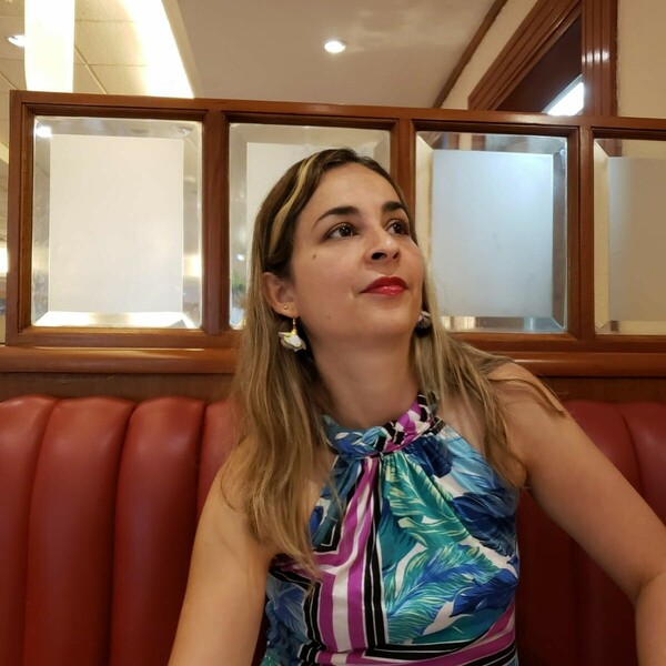 ELIZANGELA - Prof portugués brasileño - Ciudad de México