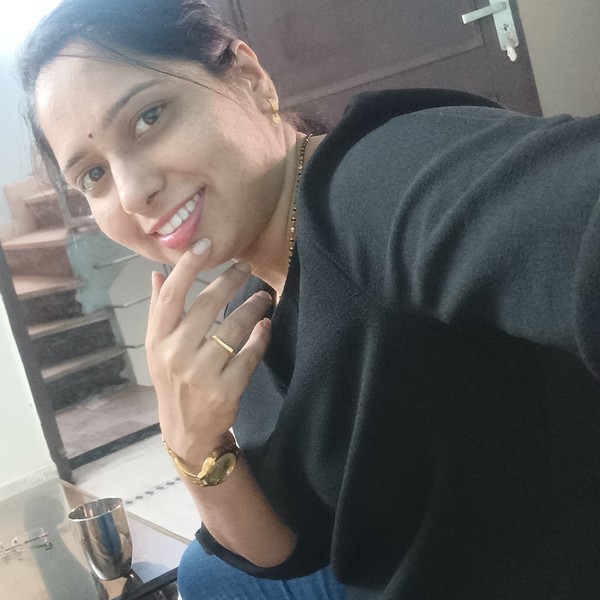 Raksha - Computer programming teacher - Nagpur