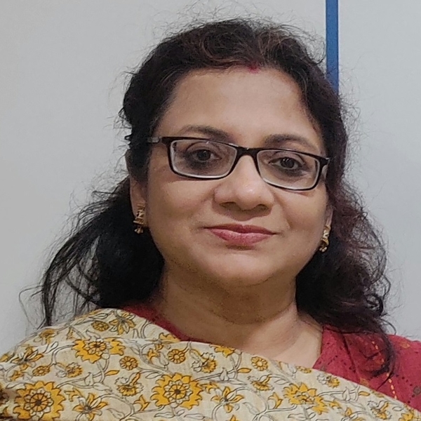 Pou - German teacher - Kolkata