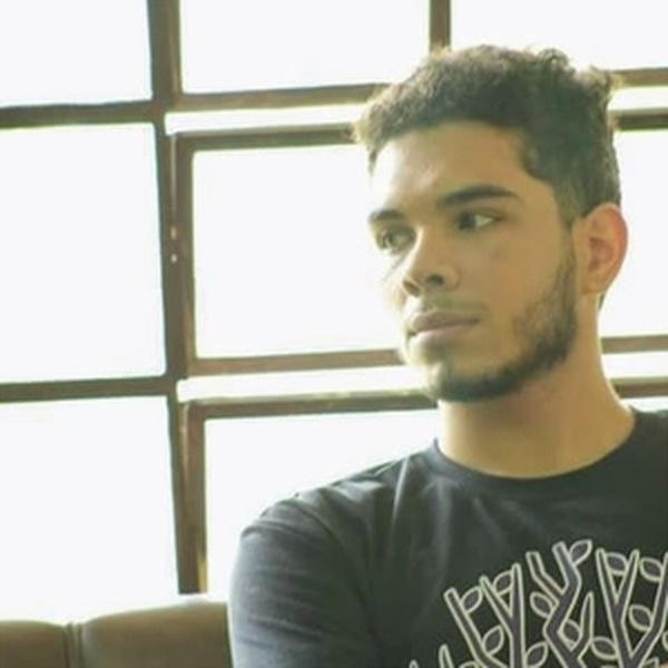 Luis - Professor de Guitarra - Boqueirão