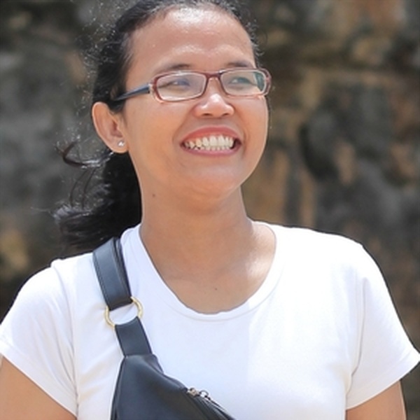 Elisabeth - Guru bahasa inggris - Kecamatan Matraman