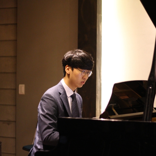 브 piano - Prof 피아노 - 서울특별시