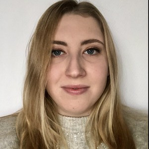 Léa - Prof d'économie - Auderghem