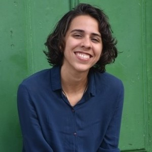 Larissa - Prof de física - Várzea