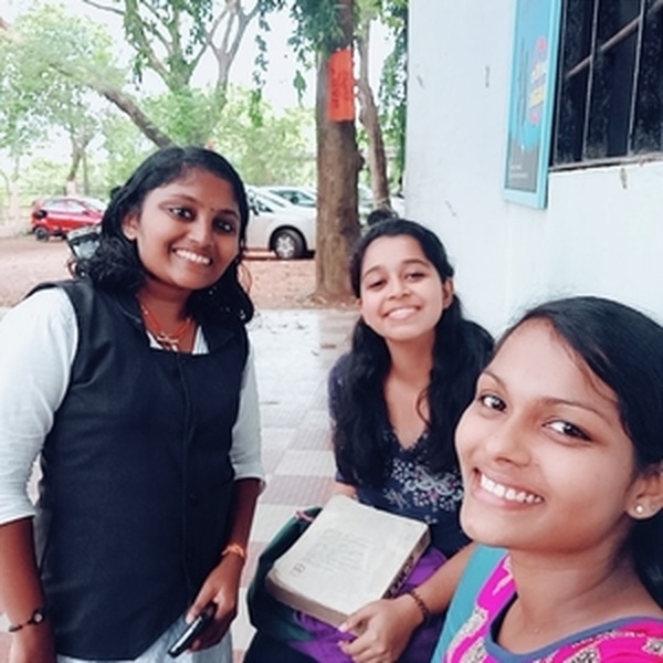 Kesiya - History tutor - Kochi