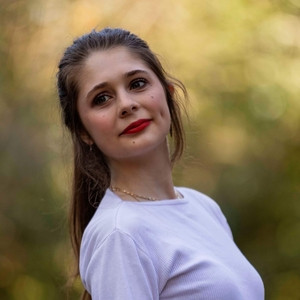 Elisa - Sortie d'école & baby-sitting - Melun