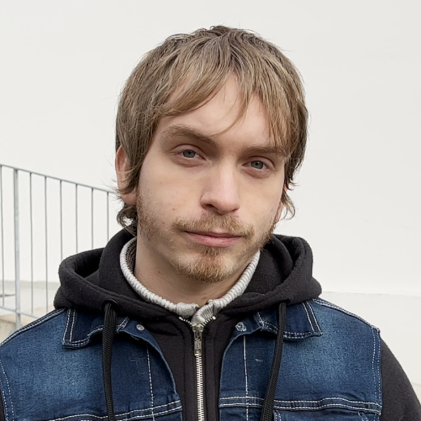 Valentin - Prof de français - Vernon