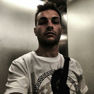 Valerio - Insegnante di informatica per debuttanti - Benevento