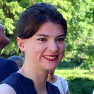 Amelie - Prof de physique - Beauvais
