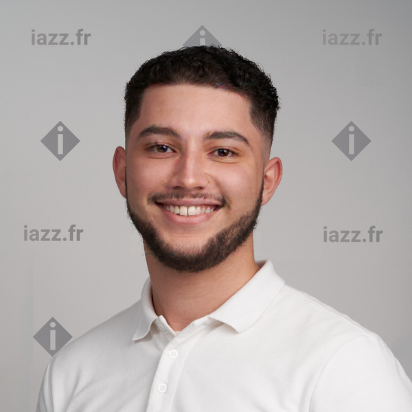 Ilian - Prof de mécanique - Paris