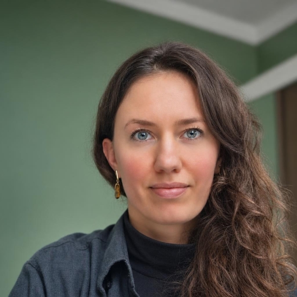 Yulia - Professor de Russo - 