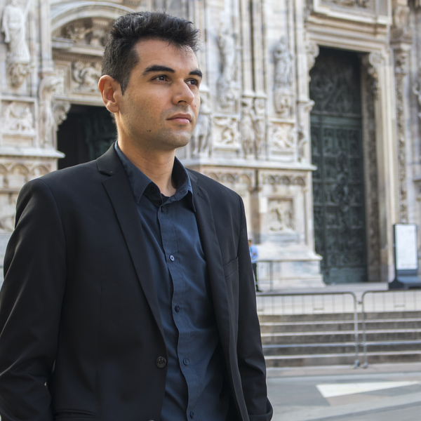 Pierangelo - Insegnante di aiuto tesi - Milano
