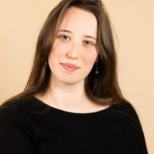 Hélène - Prof d'aide à la rédaction de cv - lettre de motivation - Paris