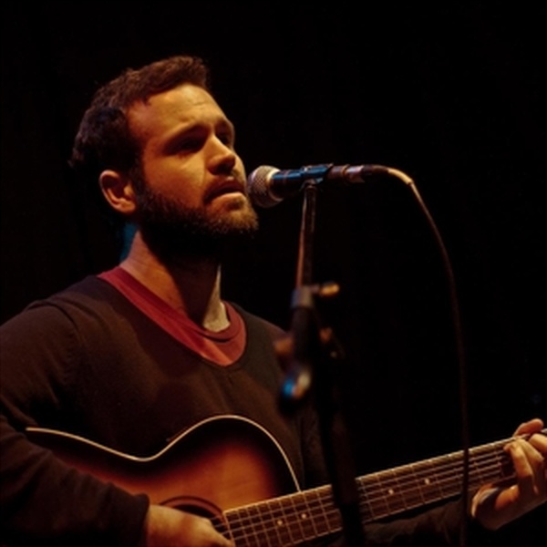 Ale - Profesor canto - DDW