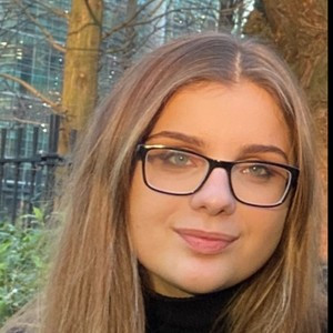 Lorena - French tutor - London