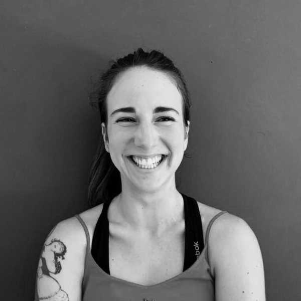 Claudia - Prof de yoga - Paris 12e