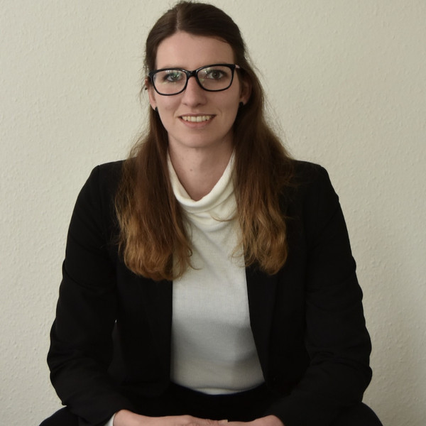 Kim - Lehrkraft für Finanzen - Köln