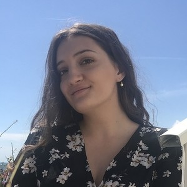 Marie - Prof de Français Scolaire - Monaco