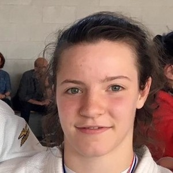 Aurore - professeur de mathématiques - Sainte-Geneviève-des-Bois