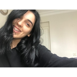 Fatma - Türkçe öğretmeni - 