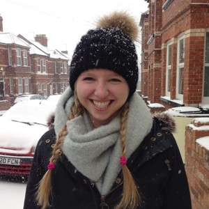 Daisy - Biology tutor - London