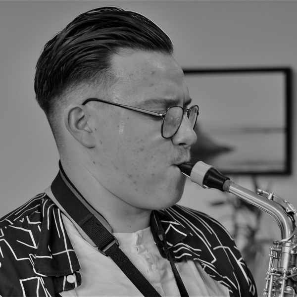 Maxence - Prof de chant - Besné