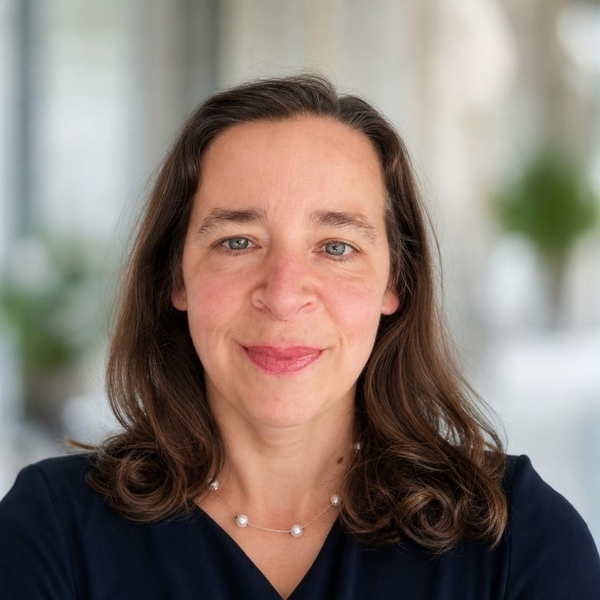 Ana - Professor de Apoio a Alunos com Problemas de Cálculo - Baguim do Monte