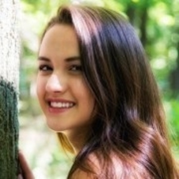 Sierra - Singing tutor - Avon