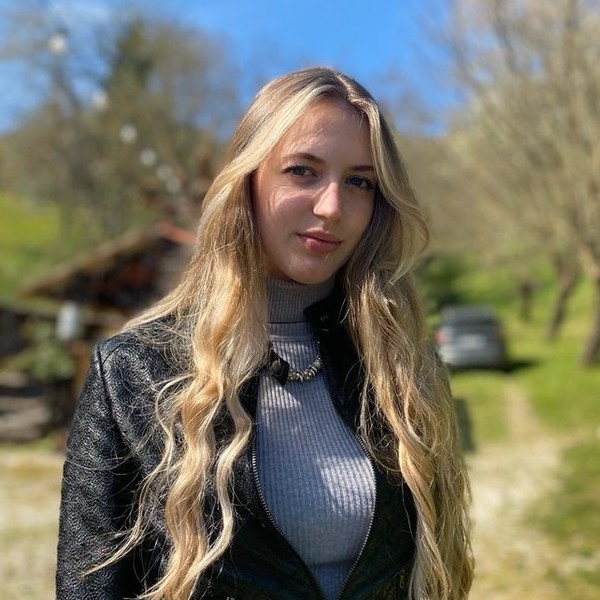 Elena - Insegnante di aiuto compiti - Valdagno