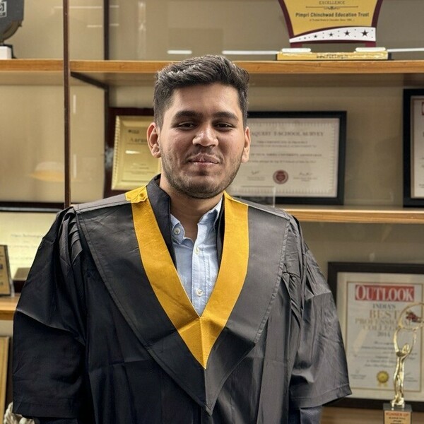 Nainesh - Civil engineering tutor - Annerley
