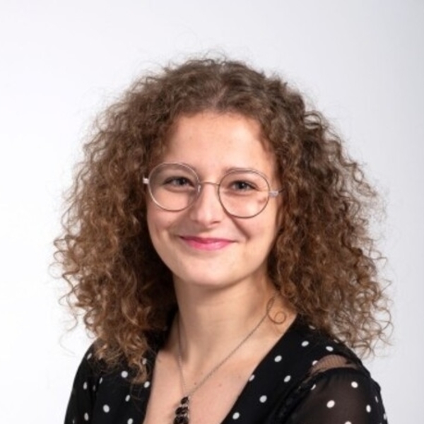 Lorine - Prof de maths - Cenon
