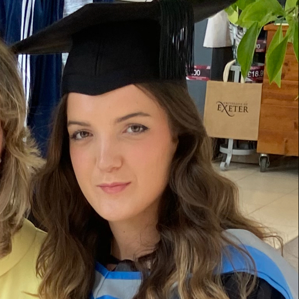 Frances - Biology tutor - Exeter