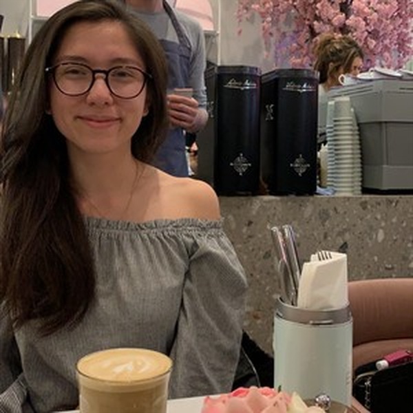 Rhiannon - Piano teacher - London