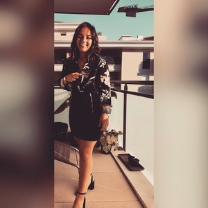 Julia - Prof de maths - Melun