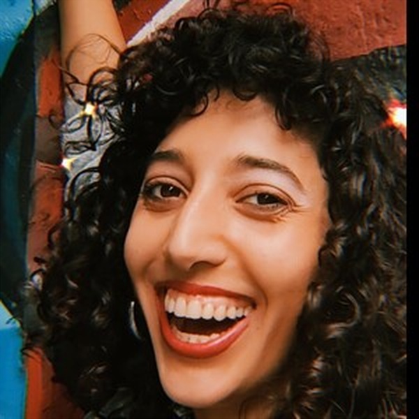 Lucila - Profesor de baile - ABD