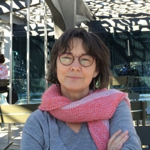 Delphine - Prof de tricot - Vanves