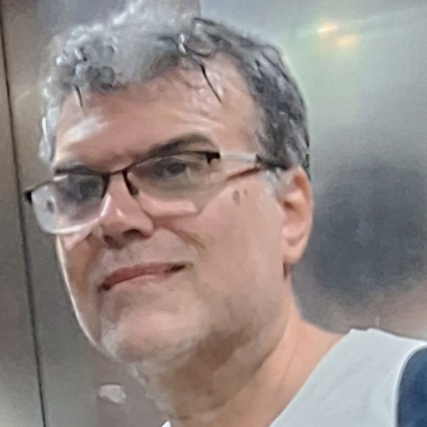 Levent - Okul derslerine destek öğretmeni - 