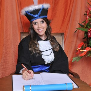 Camila - Professor de química - Novo Hamburgo
