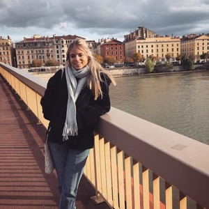 Phoebe - Spanish tutor - London