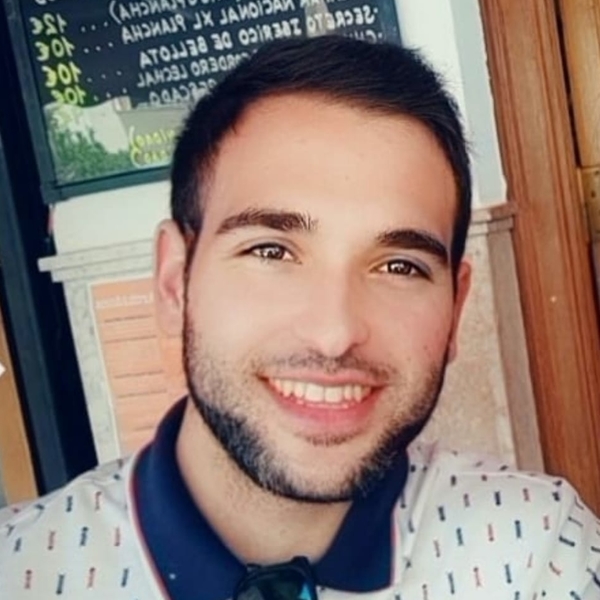 Álvaro - Profesor de ciencias sociales - Torre del Mar