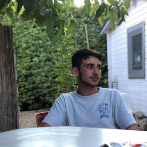 Théo - Prof d'aide aux devoirs - Cros