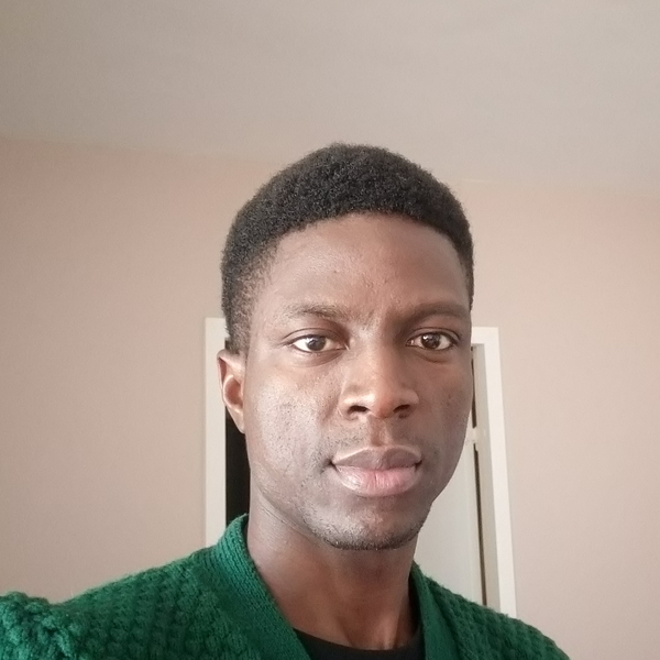 Ariel - Prof d'anglais - Mons