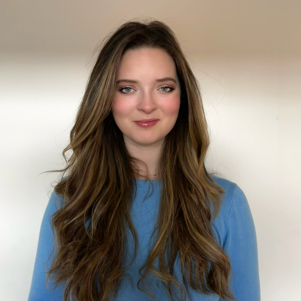 Ines - Prof de biologie cellulaire - Paris