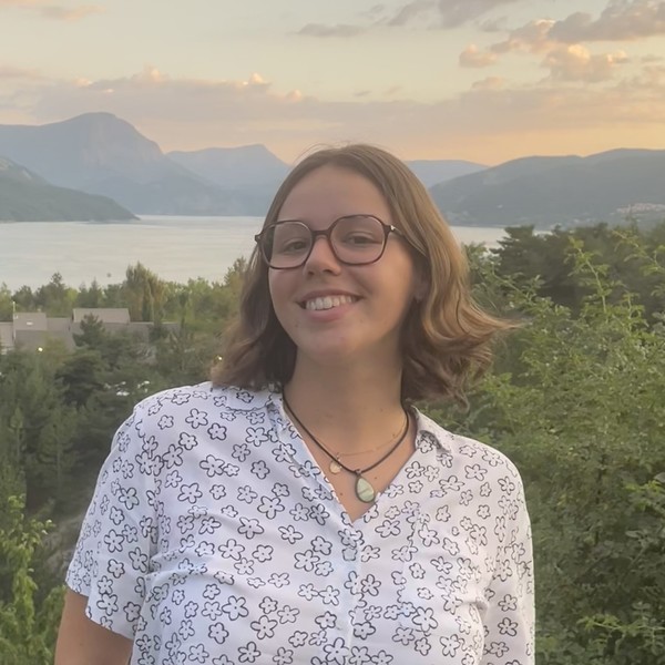 Louna - Prof de maths - Montpellier