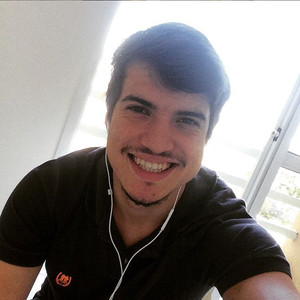 Lucas - Prof de inglês - Vila Paulo Romeu
