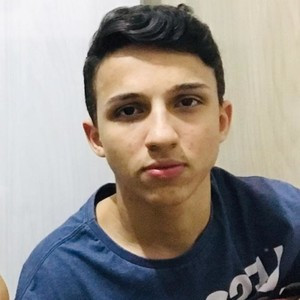 Paulo - Prof de viola - 