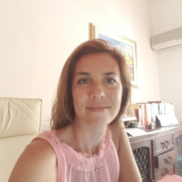 Carla - Insegnante di diritto civile - Sassari