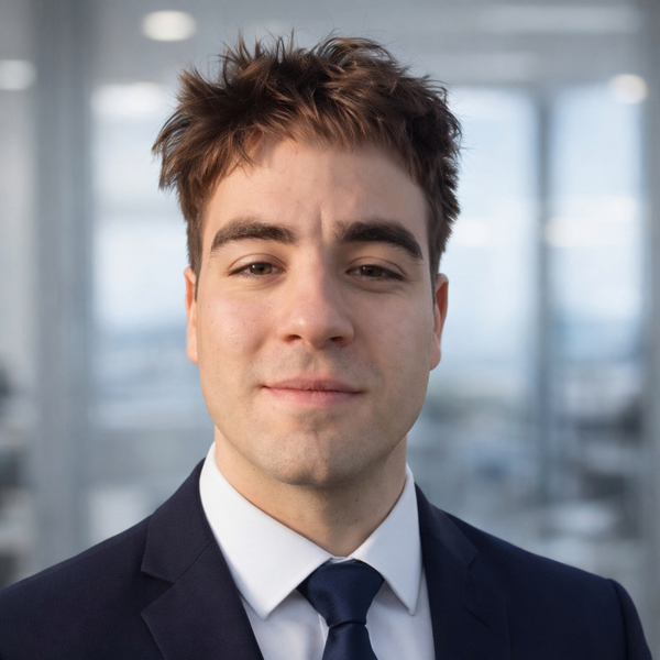 Nicola - Prof d'anglais - Versailles