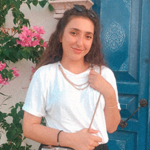 İrem - Fen bilimleri öğretmeni - 