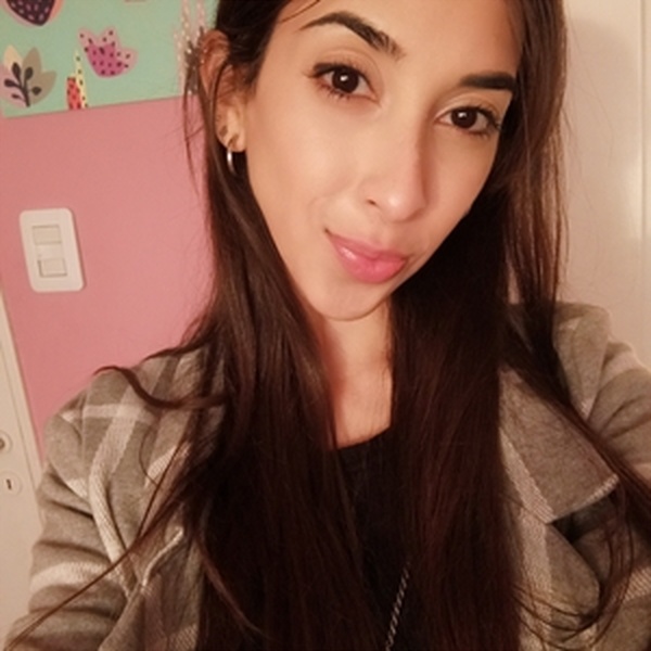 Agustina - Profesor ciencias sociales - Buenos Aires
